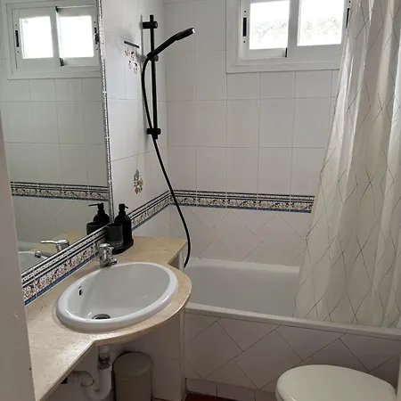 Casa Alejandro בית נופש מארבלה